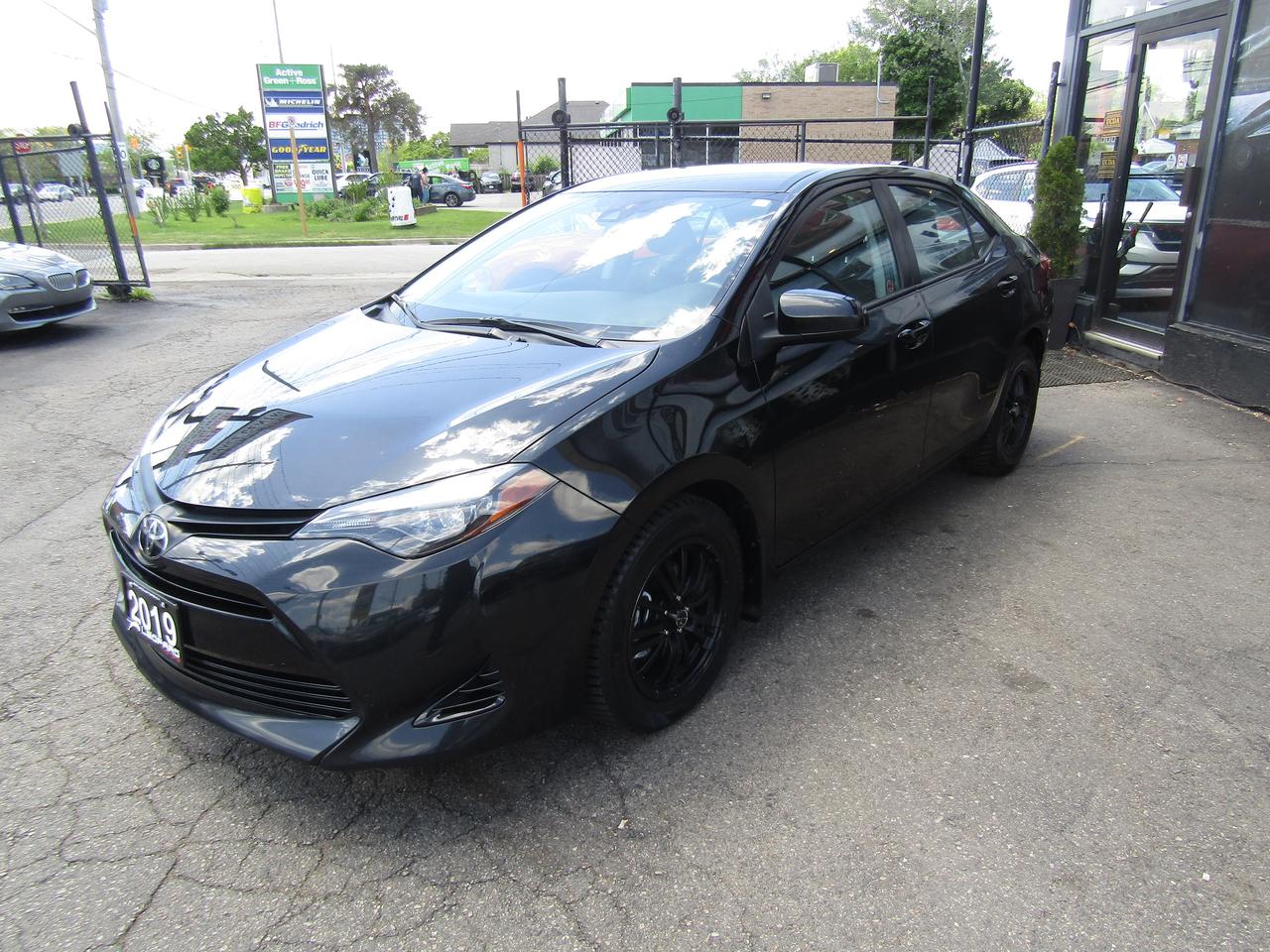 2019 Toyota Corolla LE, Camera, Lane Assist, Adaptive Cruise Ctrl, *One Owner*Certified* Photo2