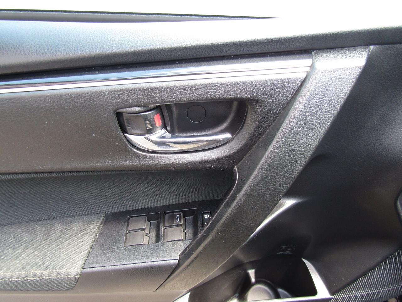 2019 Toyota Corolla LE, Camera, Lane Assist, Adaptive Cruise Ctrl, *One Owner*Certified* Photo