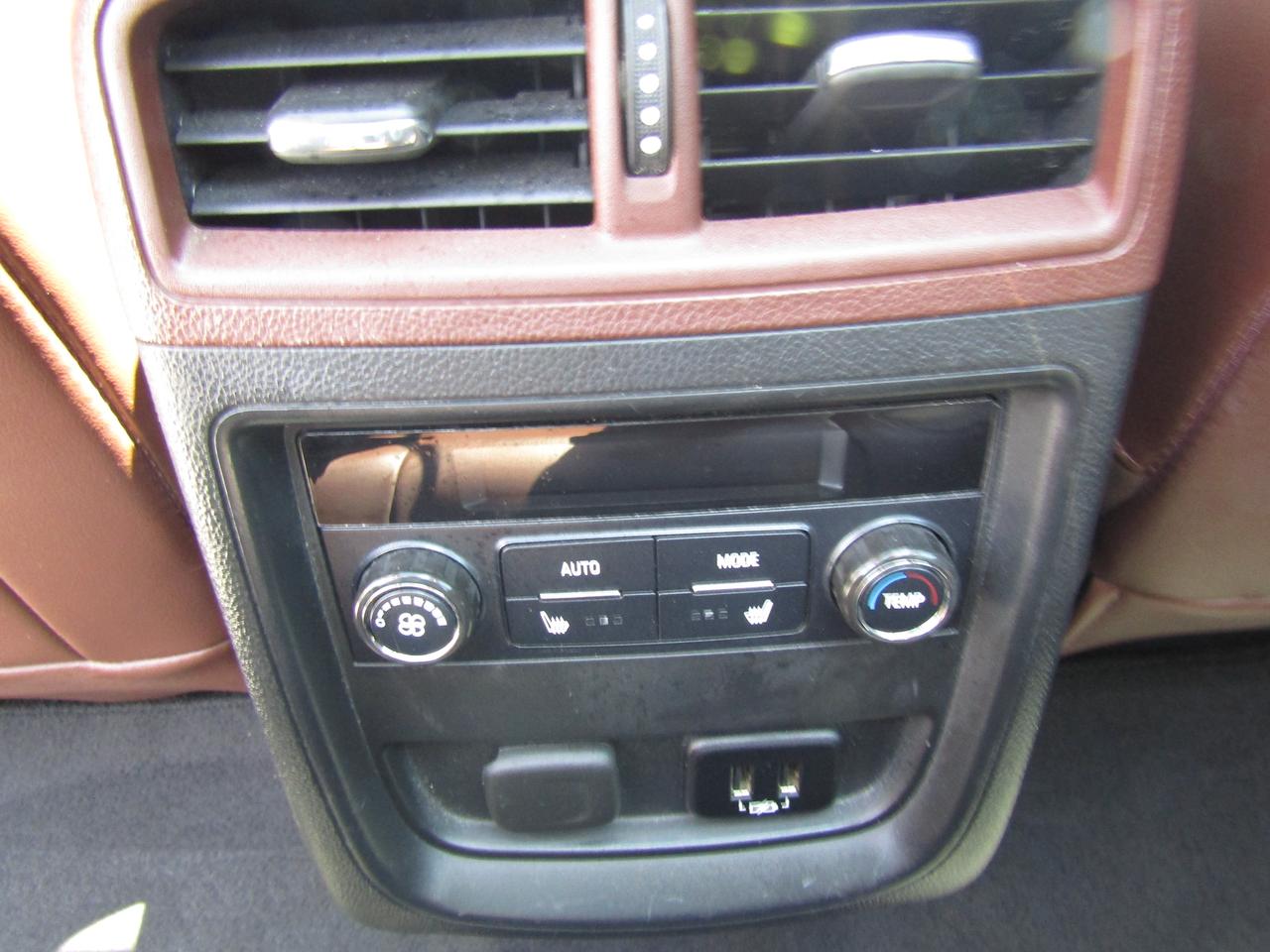 2017 Buick Envision Premium, AWD, Navi, Leather, Camera, Pano, Memory, *Certified* Photo