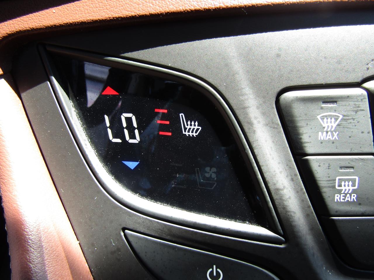 2017 Buick Envision Premium, AWD, Navi, Leather, Camera, Pano, Memory, *Certified* Photo