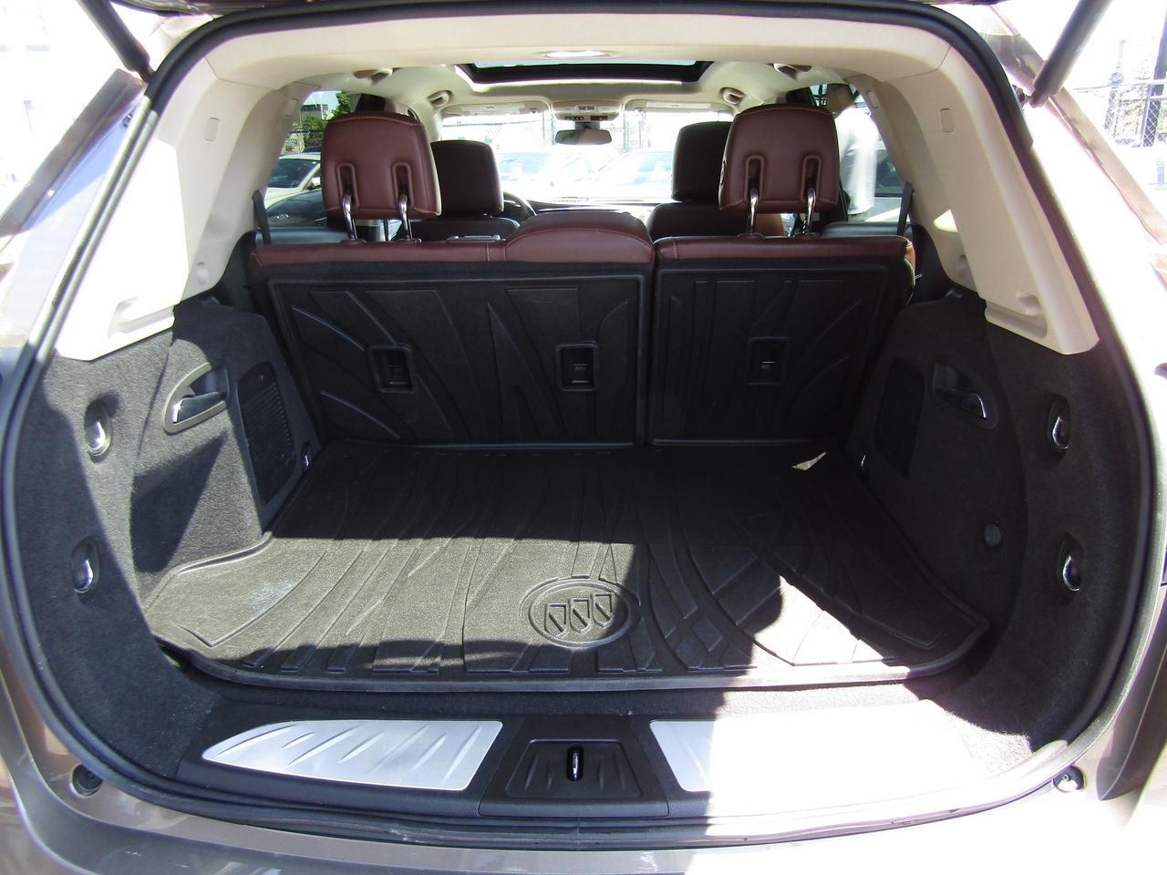 2017 Buick Envision Premium, AWD, Navi, Leather, Camera, Pano, Memory, *Certified* Photo