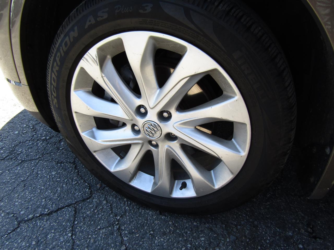 2017 Buick Envision Premium, AWD, Navi, Leather, Camera, Pano, Memory, *Certified* Photo