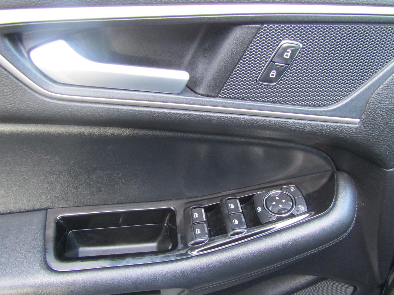 2019 Ford Edge SEL, Camera, Bluetooth, Alloy, *No Accident*Certified* Photo