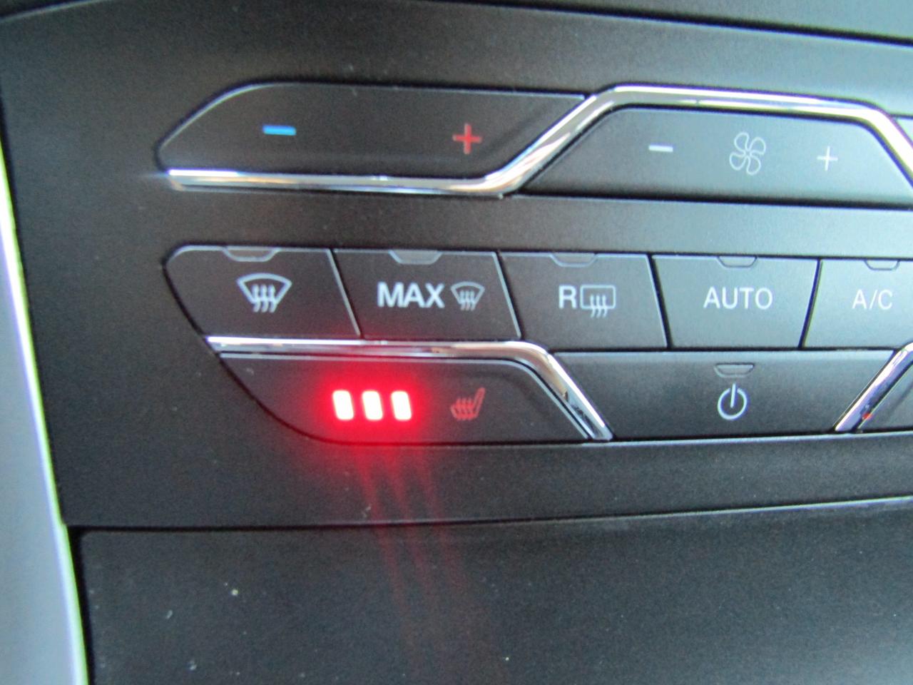 2019 Ford Edge SEL, Camera, Bluetooth, Alloy, *No Accident*Certified* Photo