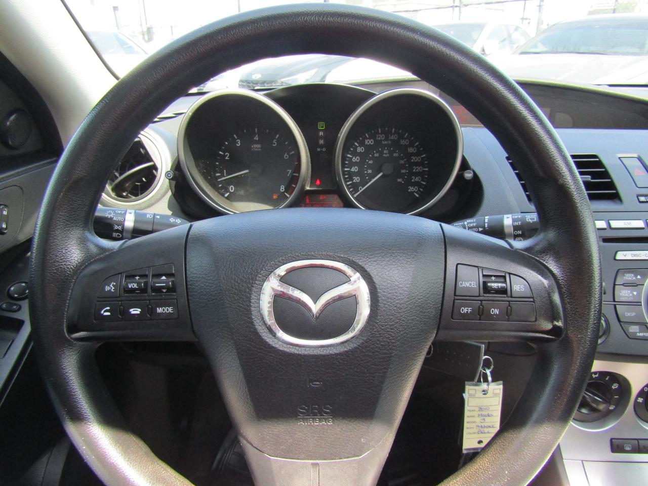 2010 Mazda MAZDA3 GS, Sunroof, Bluetooth, Cruise Ctrl, Alloy, *Certified* Photo