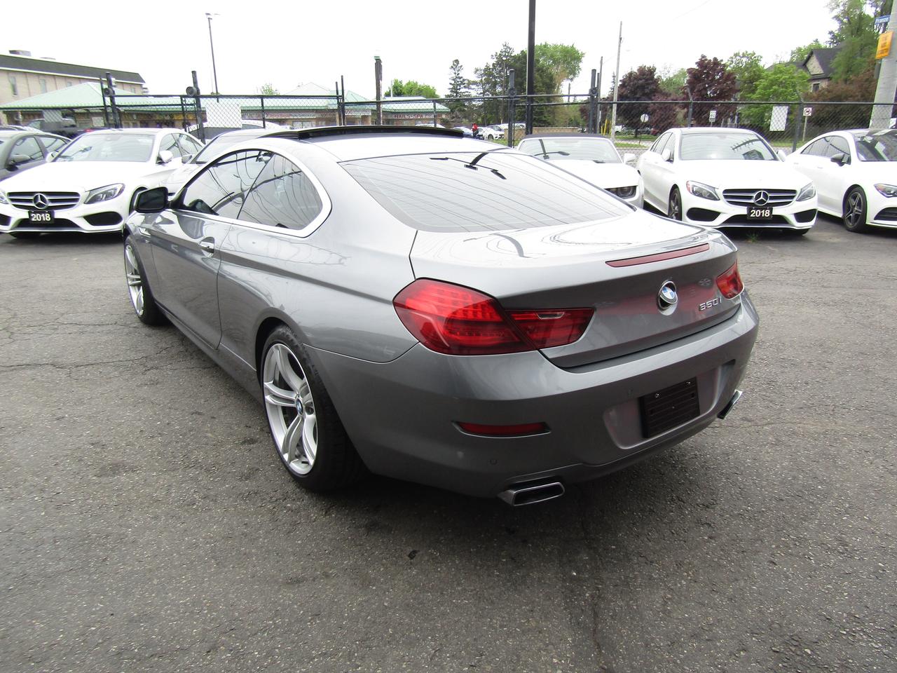 2012 BMW 6 Series 650i, AWD, Navi, Camera, Leather, Sunroof, LOW KM, *Certified* Photo4