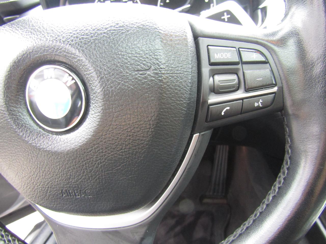 2012 BMW 6-Series 650i, AWD, Navi, Camera, Leather, Sunroof, LOW KM, *Certified* Photo