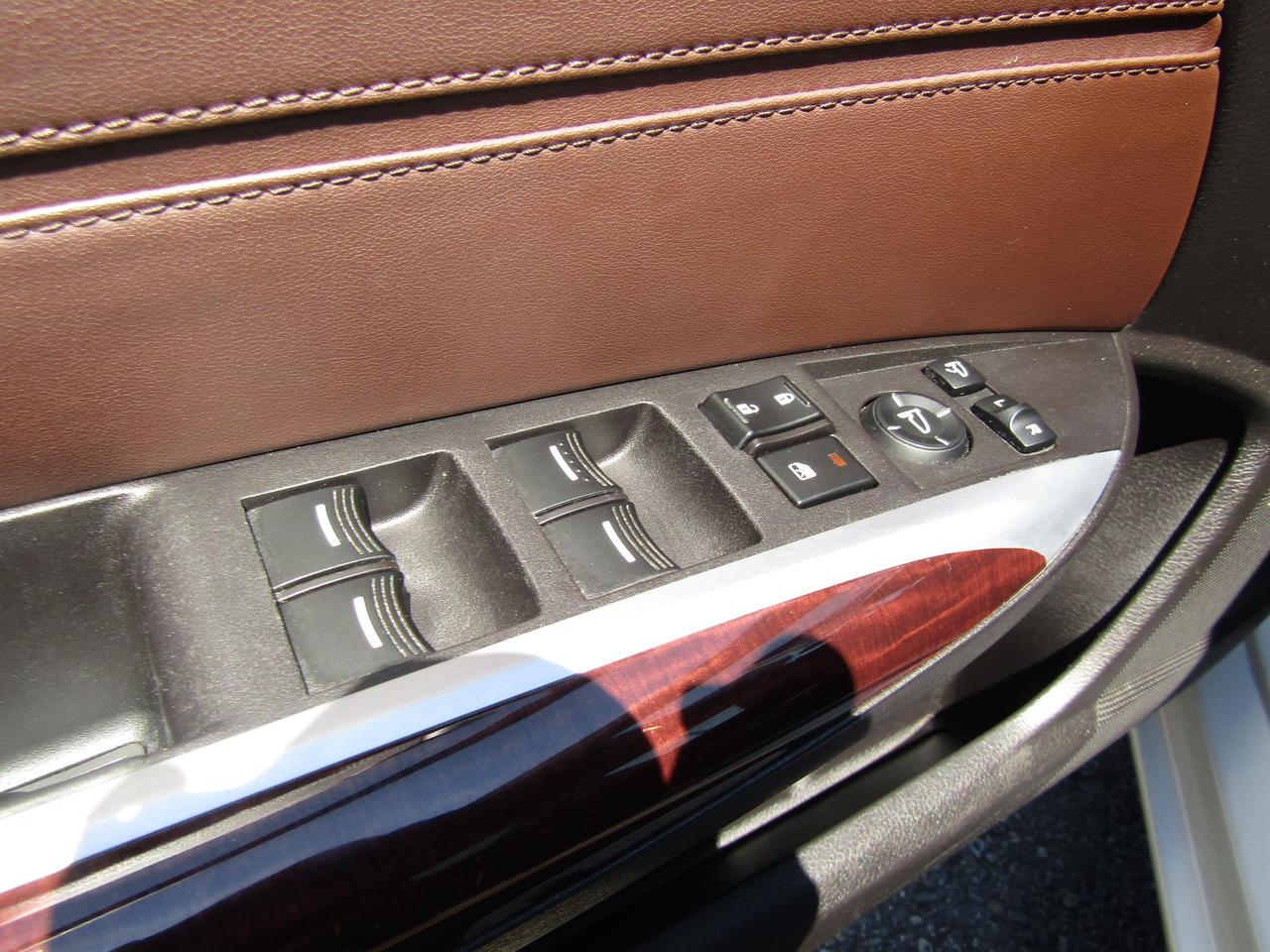 2015 Acura TLX Tech Pkg, Navi, Sunroof, Blind Spot, Leather, Camera, *Certified* Photo