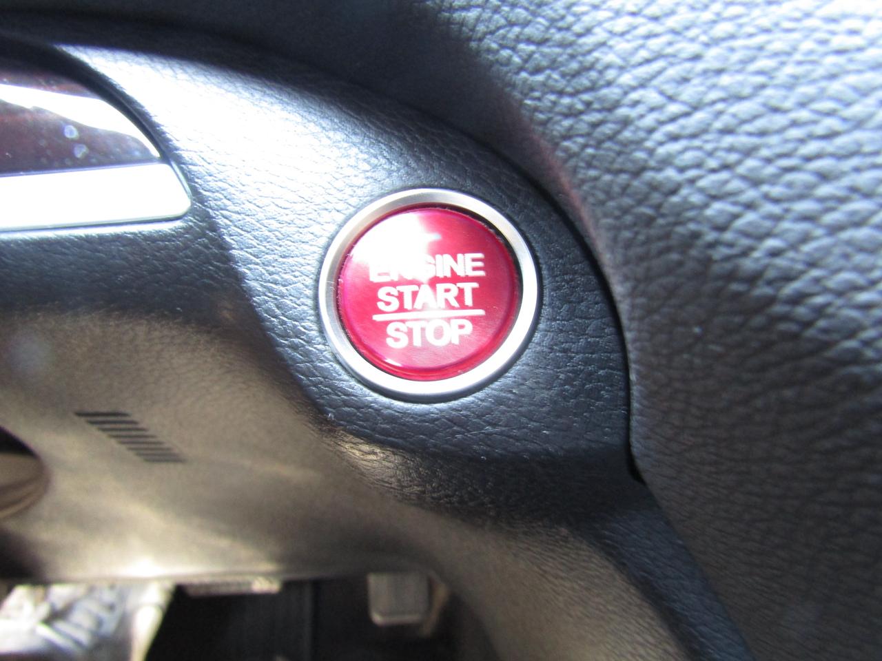 2015 Acura TLX Tech Pkg, Navi, Sunroof, Blind Spot, Leather, Camera, *Certified* Photo