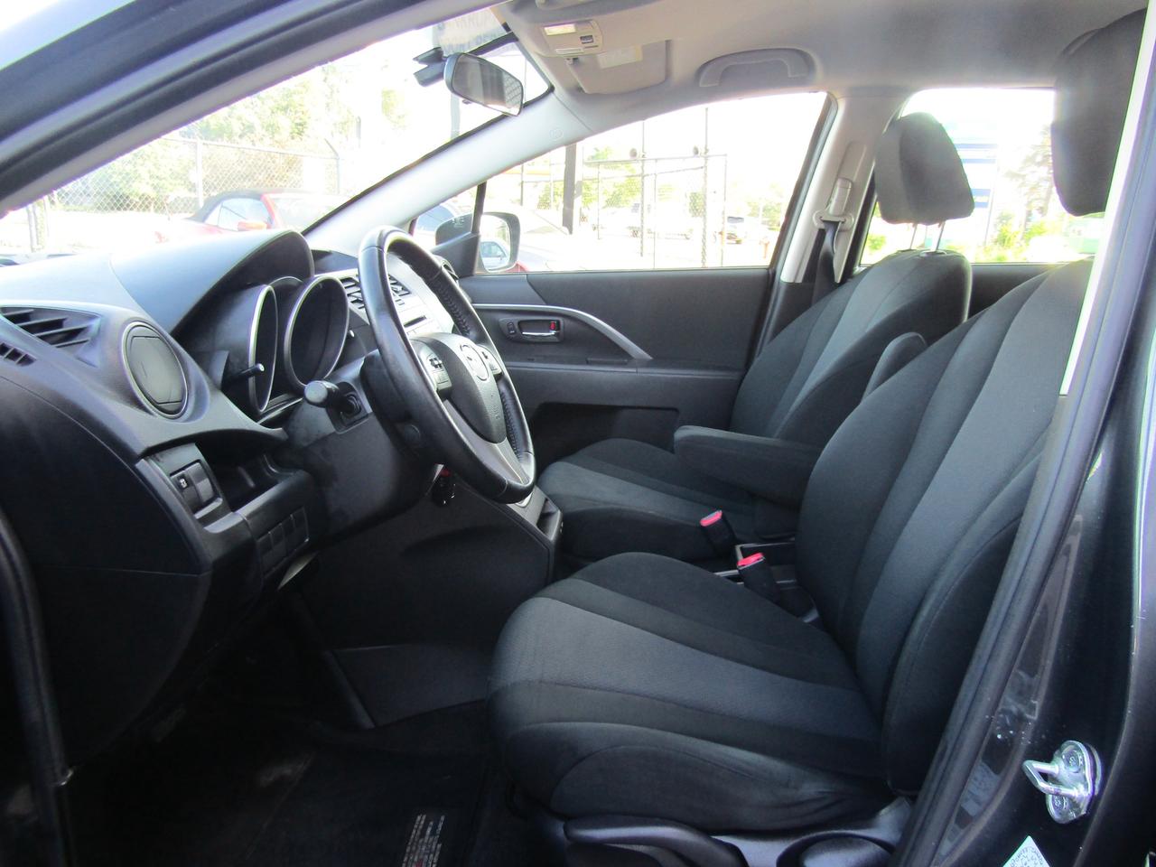 2013 Mazda MAZDA5 GX,6 Pass, Bluetooth, Cruise Ctrl, Alloy, *One Owner*Certified* Photo