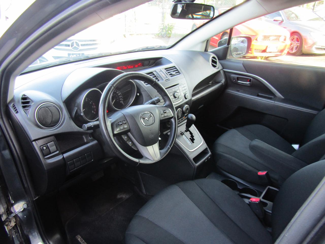 2013 Mazda MAZDA5 GX,6 Pass, Bluetooth, Cruise Ctrl, Alloy, *One Owner*Certified* Photo