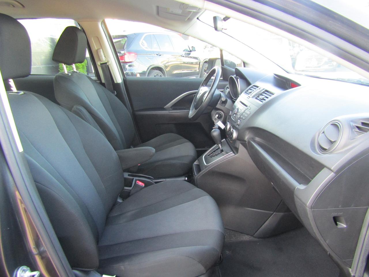 2013 Mazda MAZDA5 GX,6 Pass, Bluetooth, Cruise Ctrl, Alloy, *One Owner*Certified* Photo