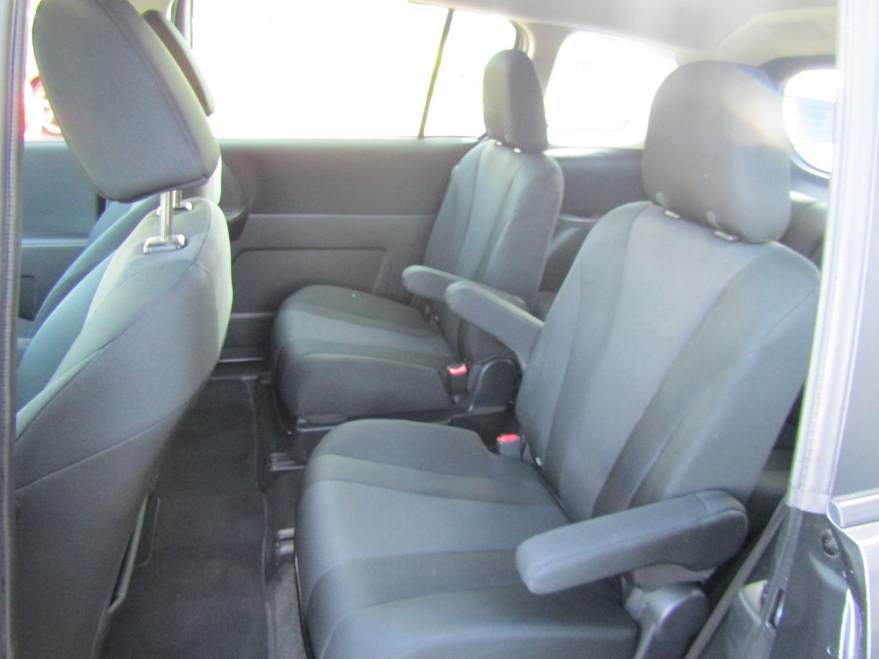 2013 Mazda MAZDA5 GX,6 Pass, Bluetooth, Cruise Ctrl, Alloy, *One Owner*Certified* Photo