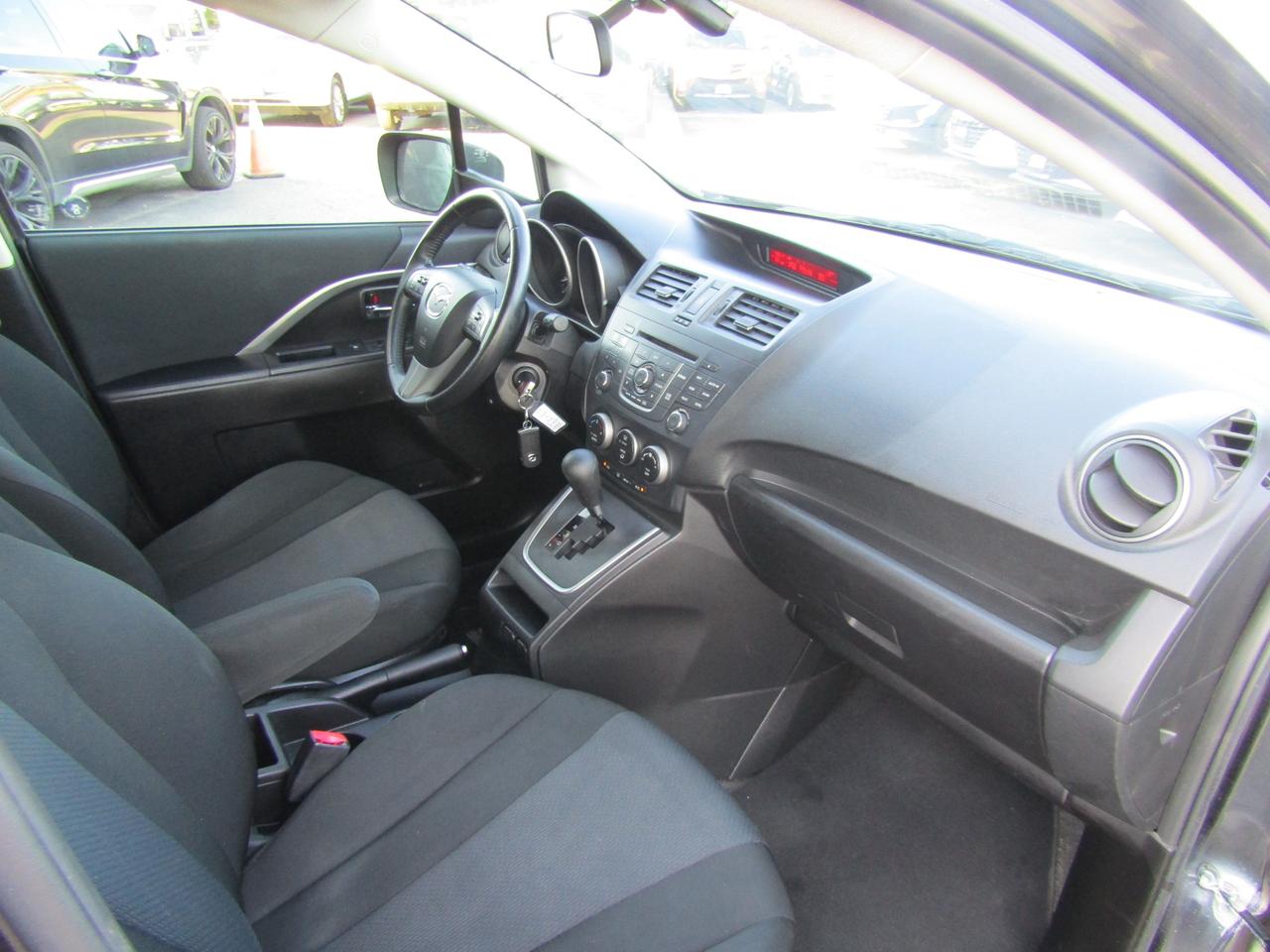 2013 Mazda MAZDA5 GX,6 Pass, Bluetooth, Cruise Ctrl, Alloy, *One Owner*Certified* Photo