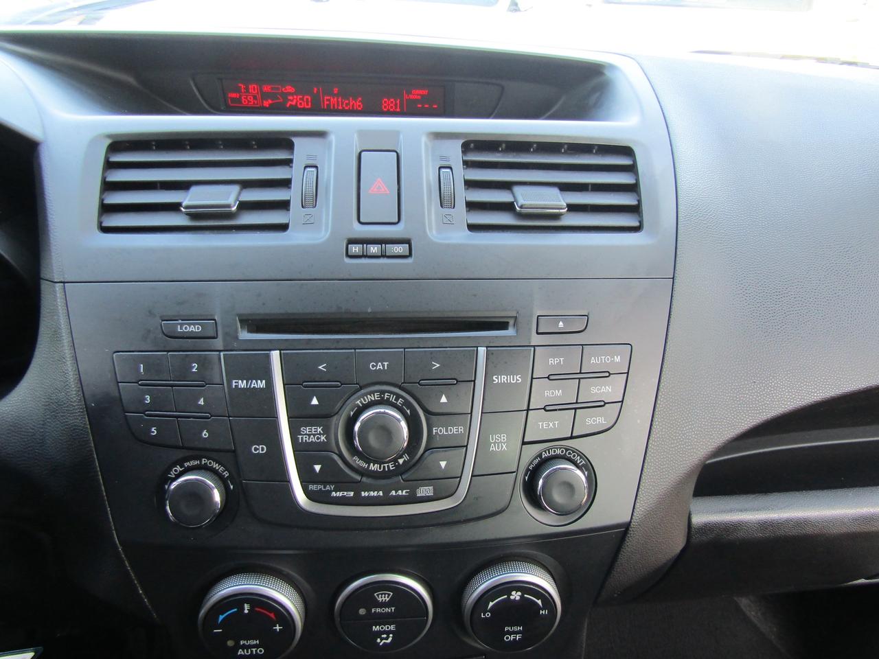 2013 Mazda MAZDA5 GX,6 Pass, Bluetooth, Cruise Ctrl, Alloy, *One Owner*Certified* Photo