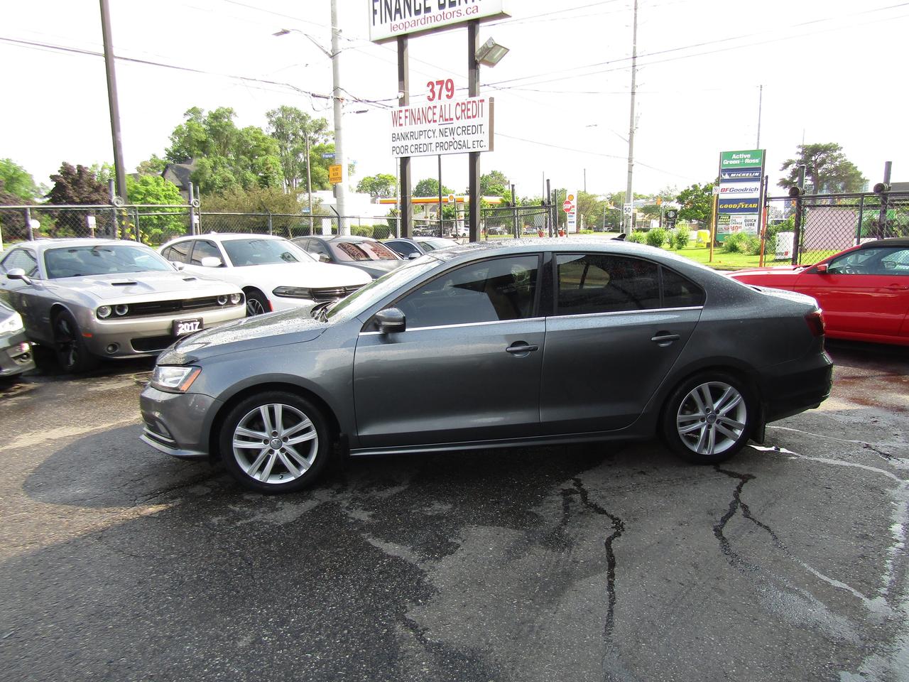 2017 Volkswagen Jetta Highline, Sunroof, Blind Spots, Leather Seats, Cruise Ctrl, Camera, *Certified* Photo3