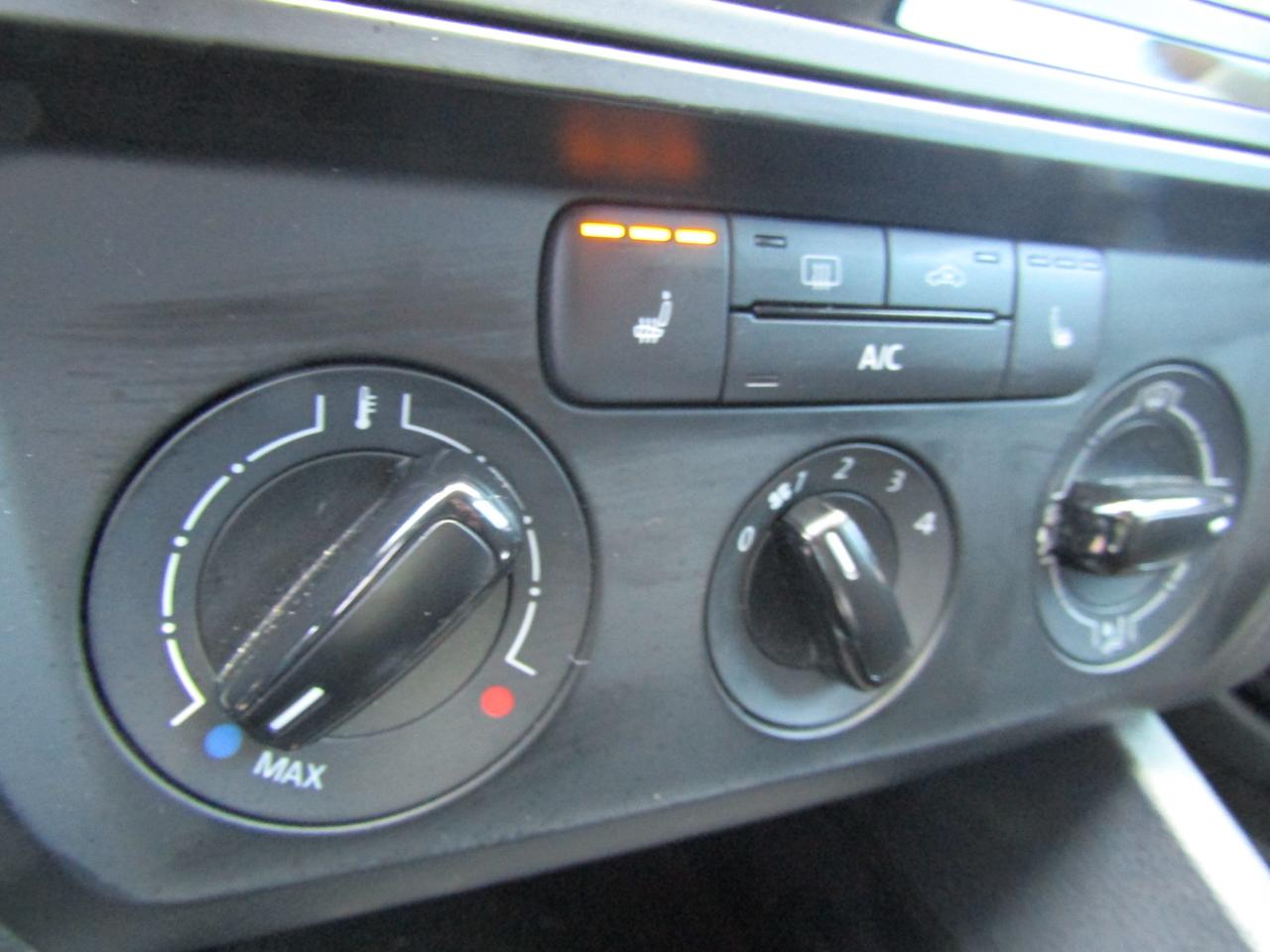 2017 Volkswagen Jetta Trendline, Camera, Auomtaic, Pwr Windows, *Certified* Photo