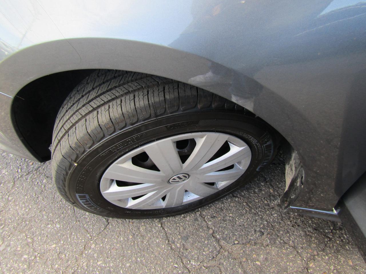 2017 Volkswagen Jetta Trendline, Camera, Auomtaic, Pwr Windows, *Certified* Photo