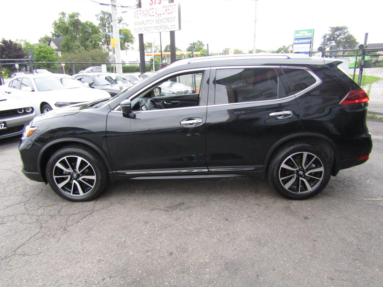2018 Nissan Rogue SL, AWD, Navi, Pano, Leather, 360 Camera, *Certified* Photo3