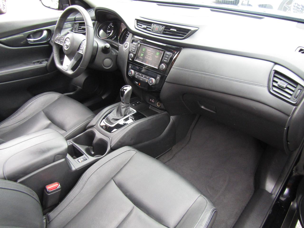 2018 Nissan Rogue SL, AWD, Navi, Pano, Leather, 360 Camera, *Certified* Photo