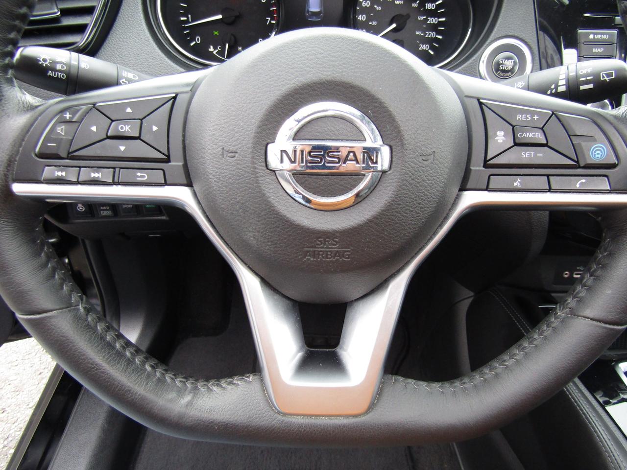 2018 Nissan Rogue SL, AWD, Navi, Pano, Leather, 360 Camera, *Certified* Photo