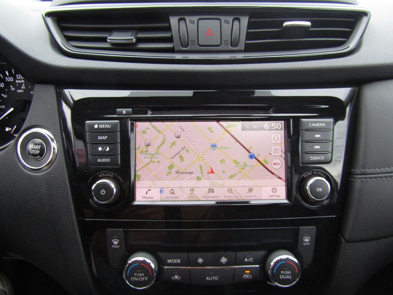 2018 Nissan Rogue SL, AWD, Navi, Pano, Leather, 360 Camera, *Certified* Photo