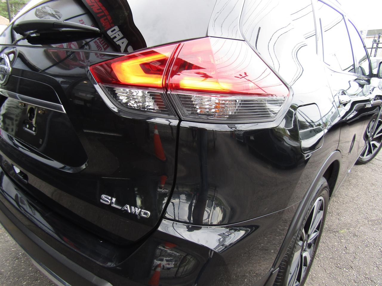 2018 Nissan Rogue SL, AWD, Navi, Pano, Leather, 360 Camera, *Certified* Photo