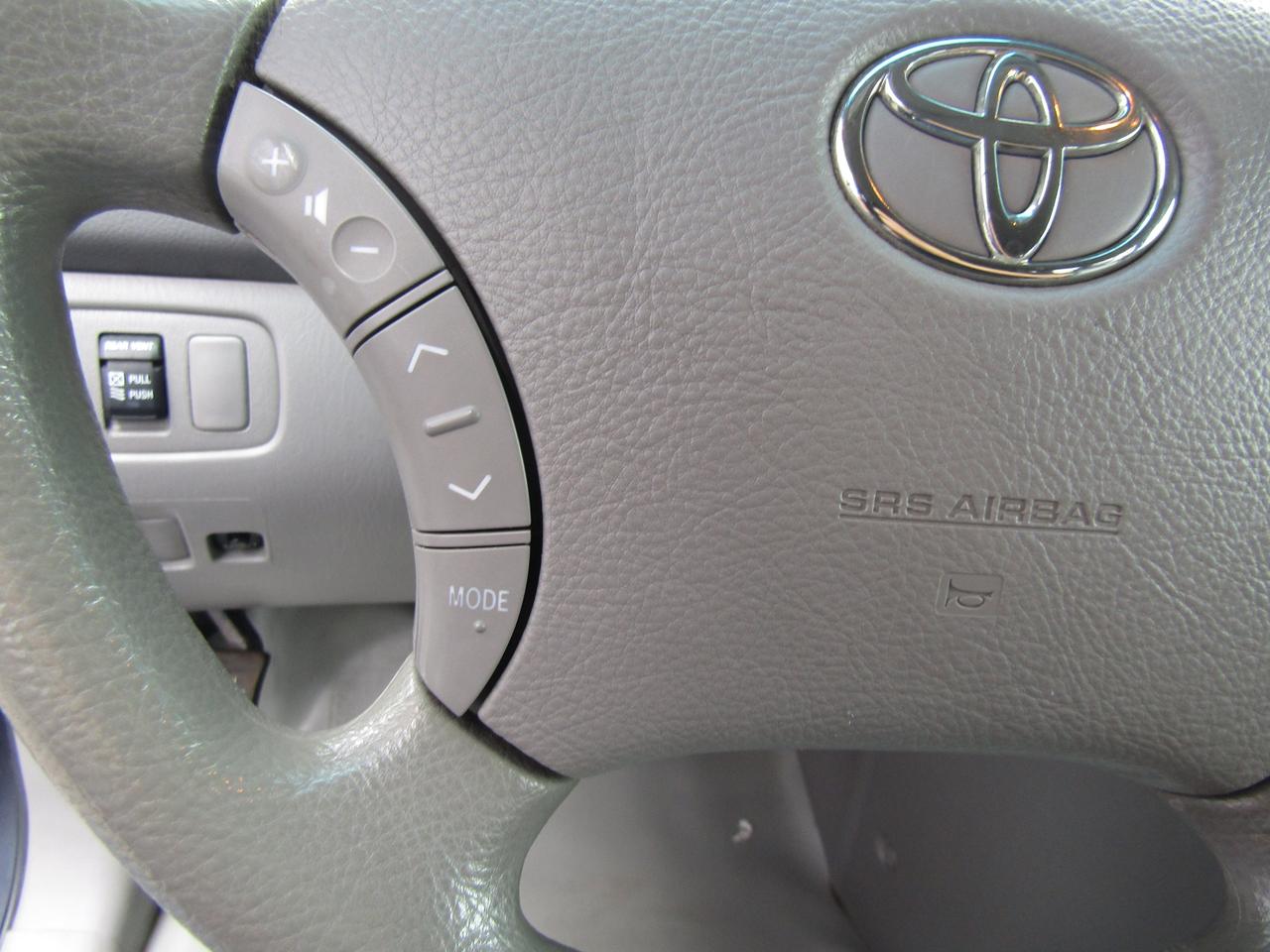 2010 Toyota Sienna CE, 8Pass ,Cruise Ctrl, Automatic Trans.*Certified* Photo