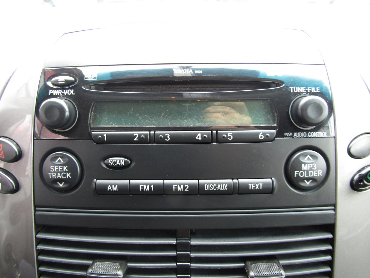 2010 Toyota Sienna CE, 8Pass ,Cruise Ctrl, Automatic Trans.*Certified* Photo