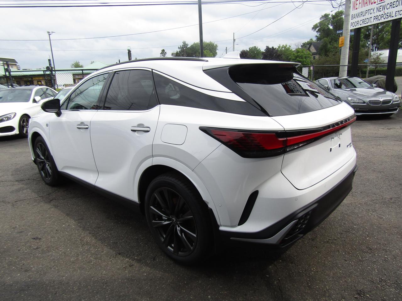 2024 Lexus RX 350 F-Sport, AWD, Navi, Blind Spot, Pano, 360 Camera, Memory, *Certified* Photo4