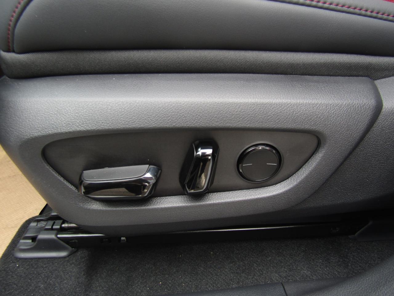 2024 Lexus RX 350 F-Sport, AWD, Navi, Blind Spot, Pano, 360 Camera, Memory, *Certified* Photo
