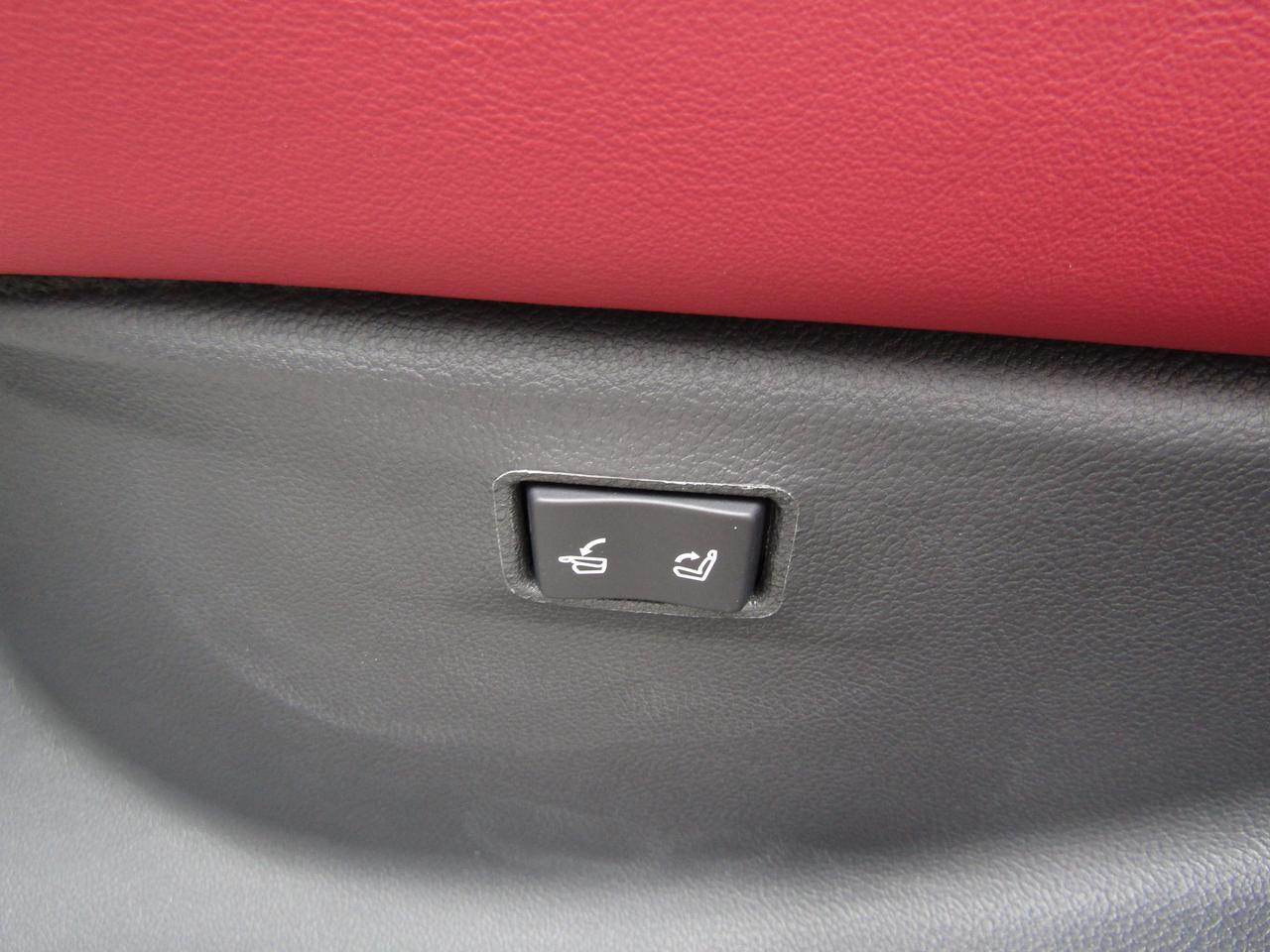 2024 Lexus RX 350 F-Sport, AWD, Navi, Blind Spot, Pano, 360 Camera, Memory, *Certified* Photo