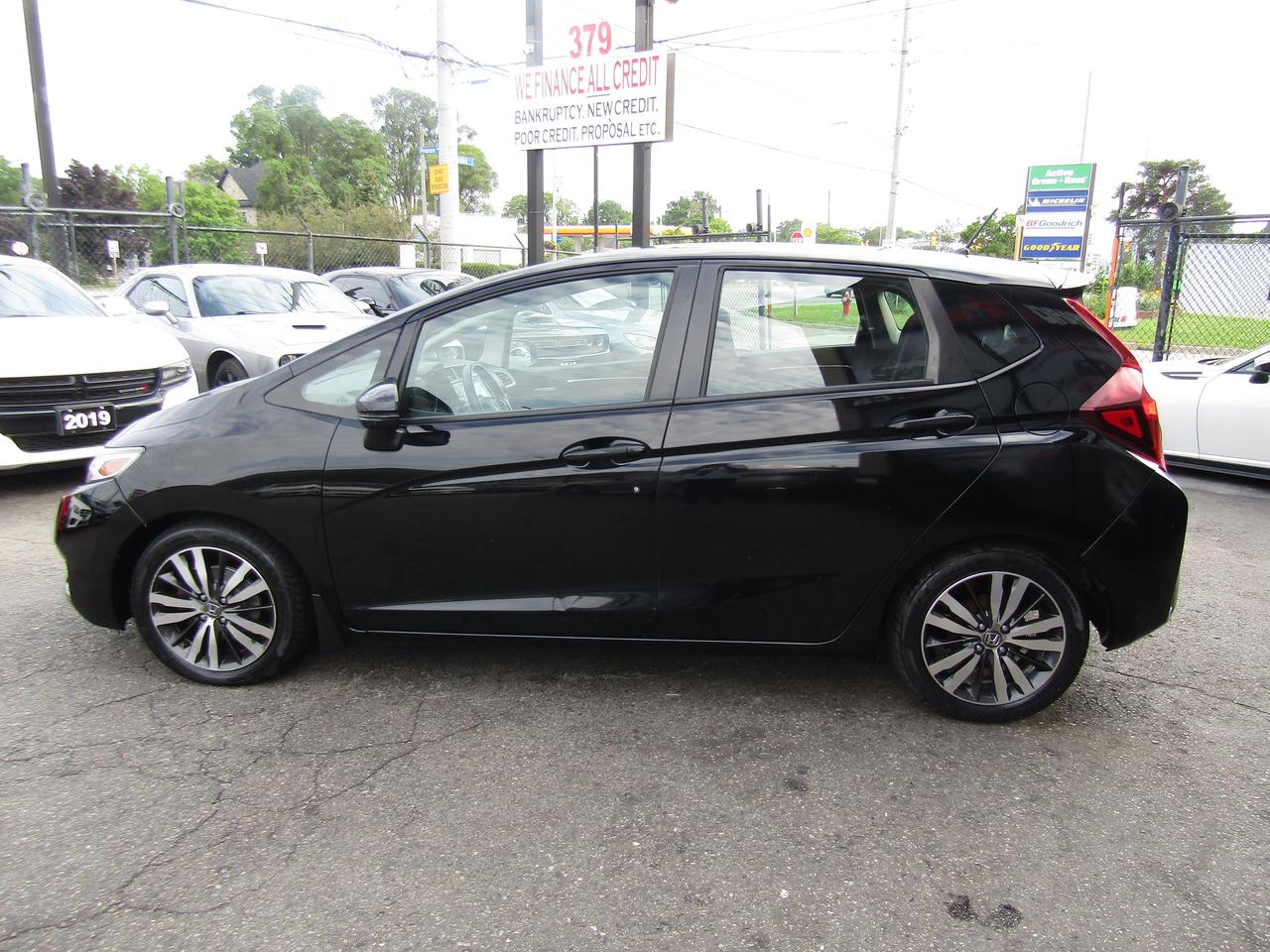 2015 Honda Fit EX, Sunroof, 2Camera, Heated Seats, *Certified* Photo3