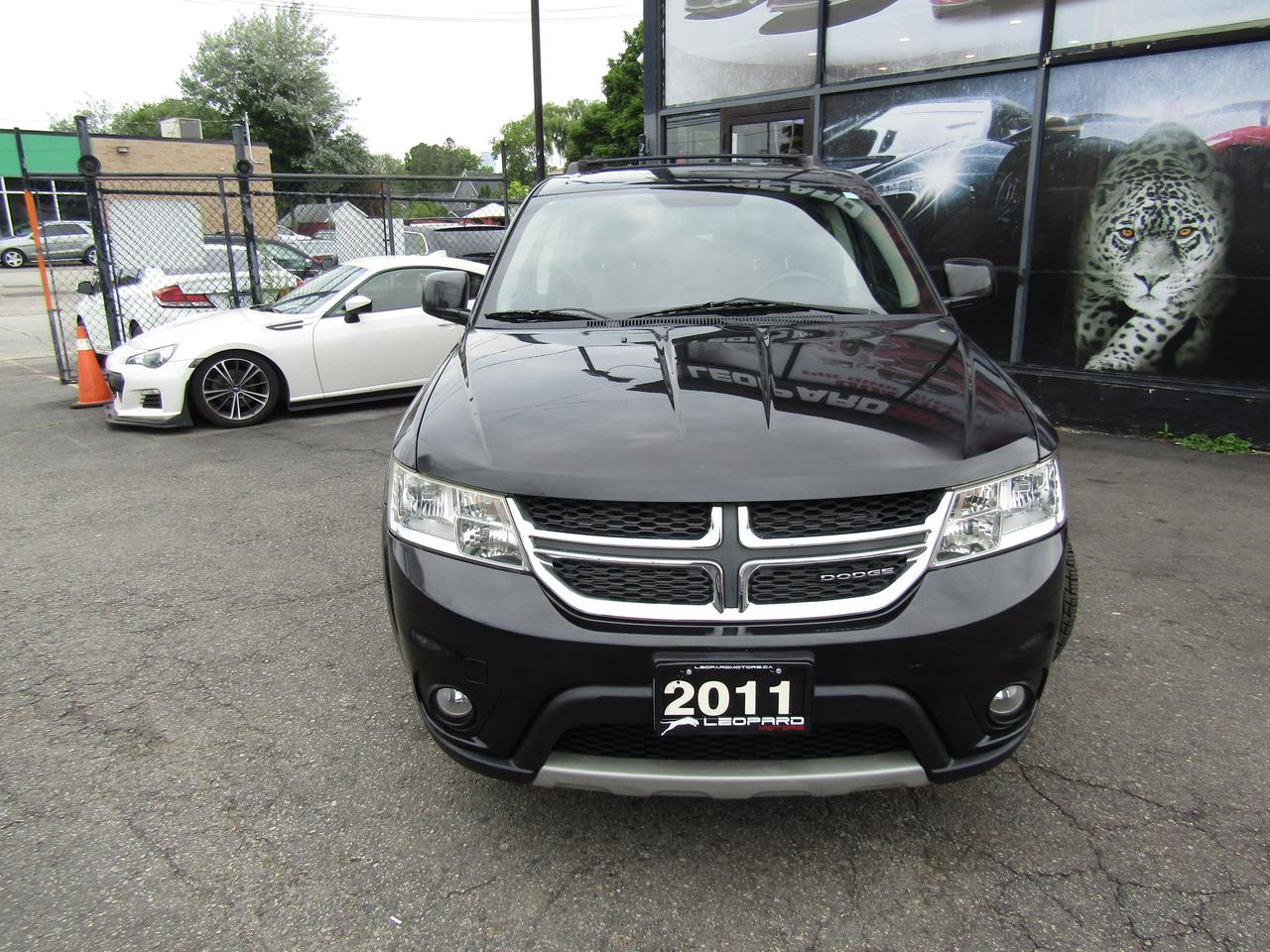 2011 Dodge Journey Crew, 7Pass, Pwr Seats, Alloy ,Bluetooth, Push Button, *AS IS* Photo1