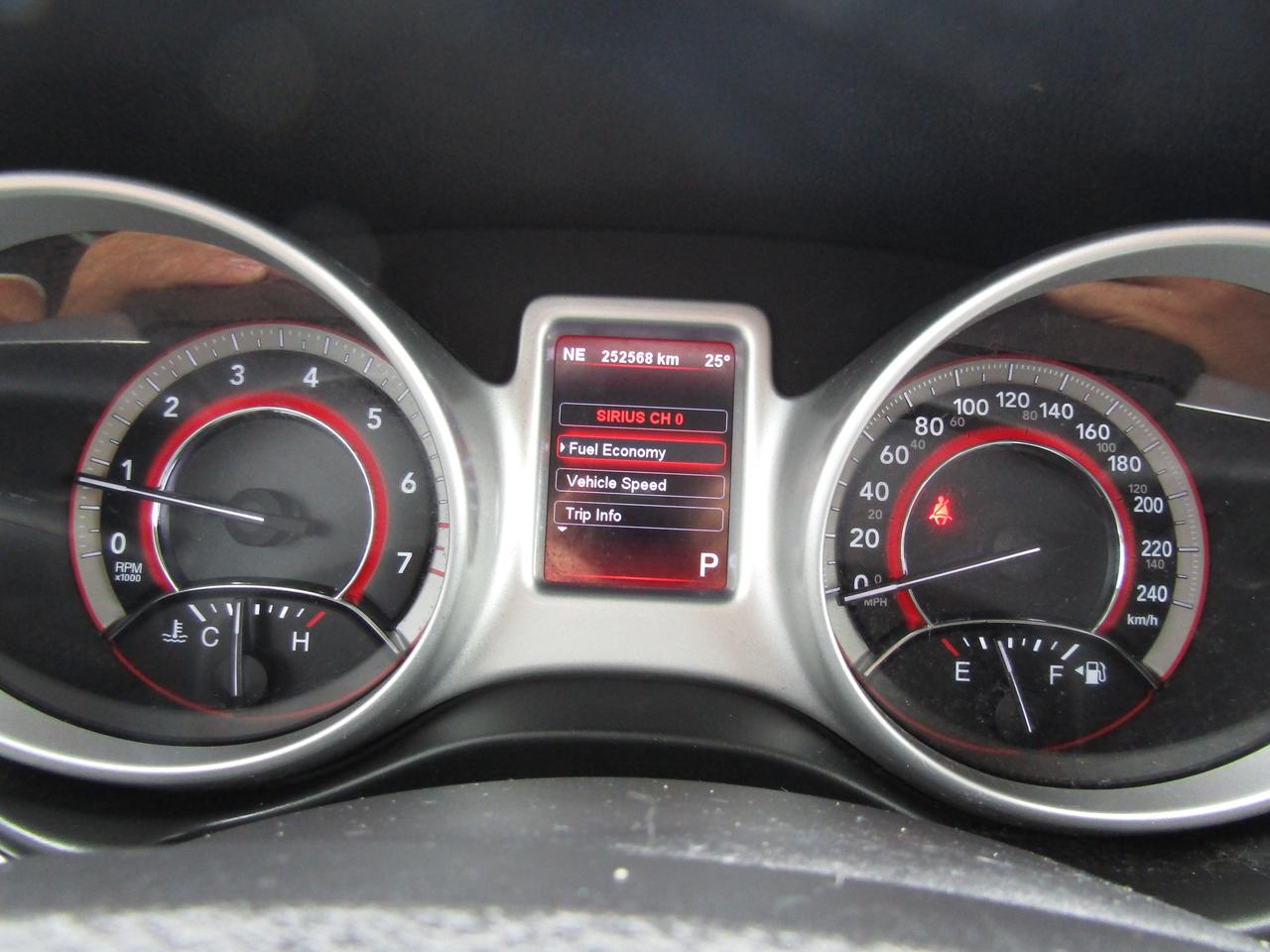 2011 Dodge Journey Crew, 7Pass, Pwr Seats, Alloy ,Bluetooth, Push Button, *AS IS* Photo