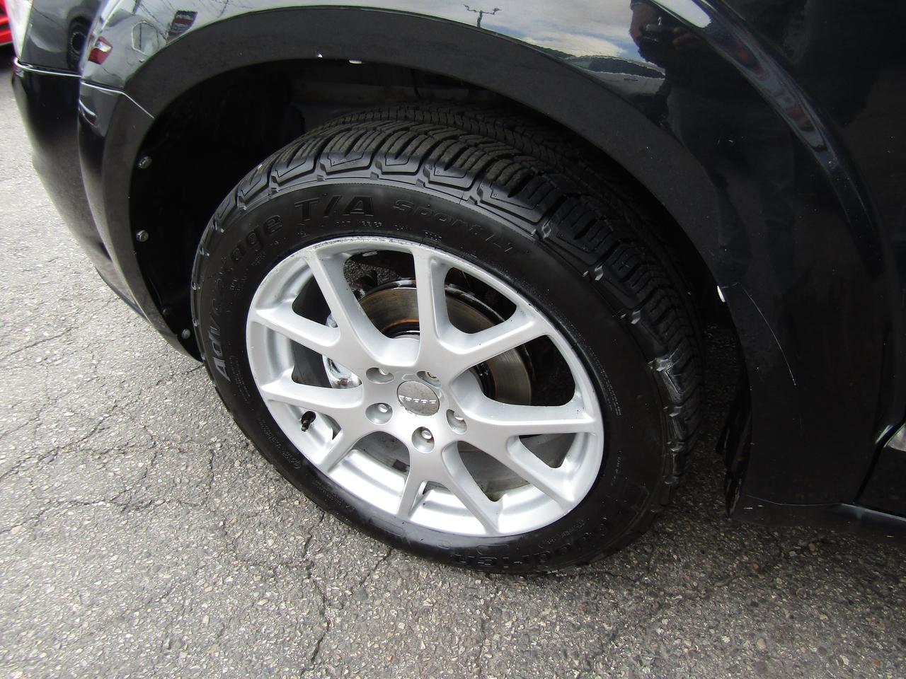 2011 Dodge Journey Crew, 7Pass, Pwr Seats, Alloy ,Bluetooth, Push Button, *AS IS* Photo