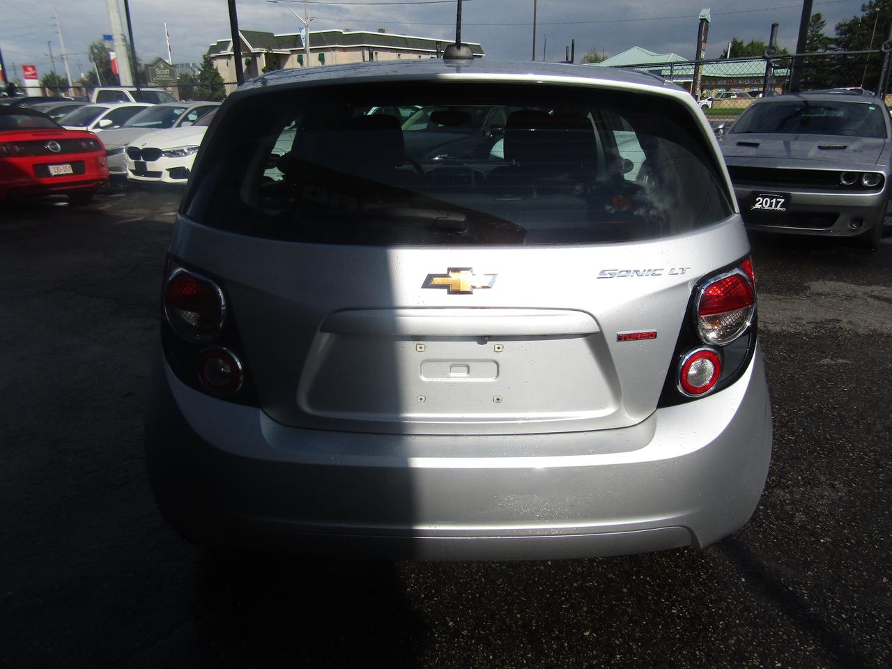 2016 Chevrolet Sonic LT, Sunroof, Camera, Automatic trans, Bluetooth, Cruise Ctrl, *Certified* Photo