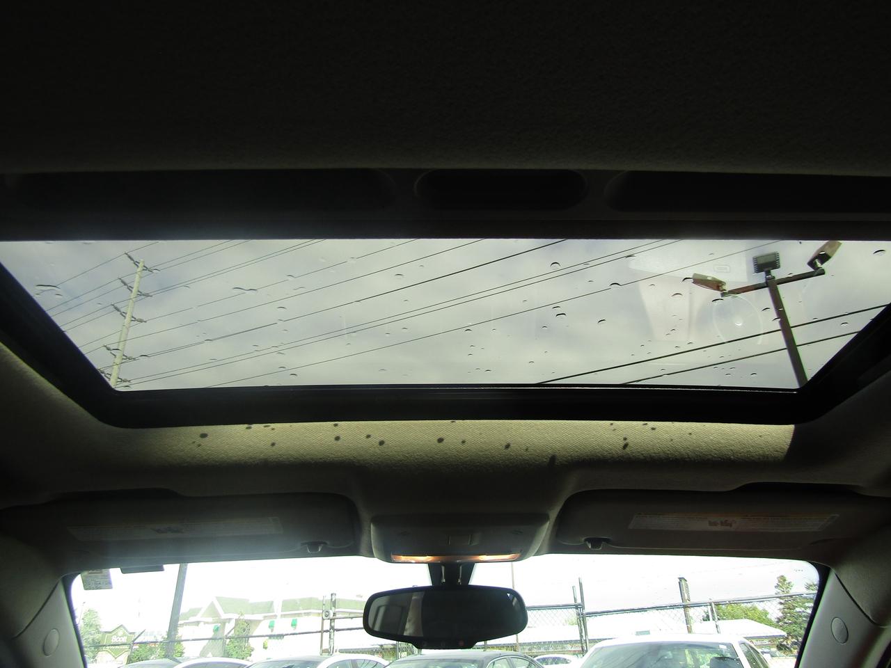 2016 Chevrolet Sonic LT, Sunroof, Camera, Automatic trans, Bluetooth, Cruise Ctrl, *Certified* Photo