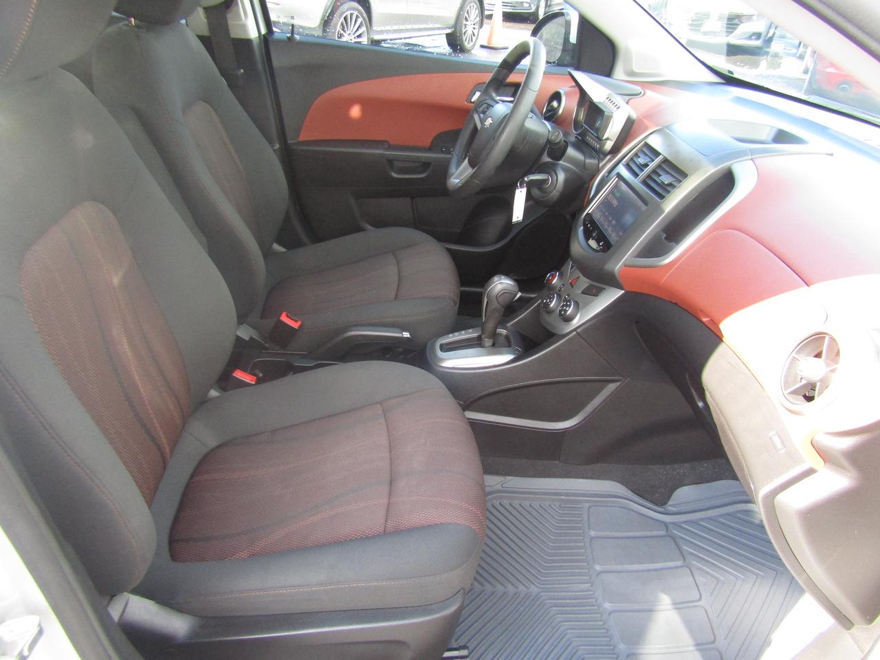 2016 Chevrolet Sonic LT, Sunroof, Camera, Automatic trans, Bluetooth, Cruise Ctrl, *Certified* Photo