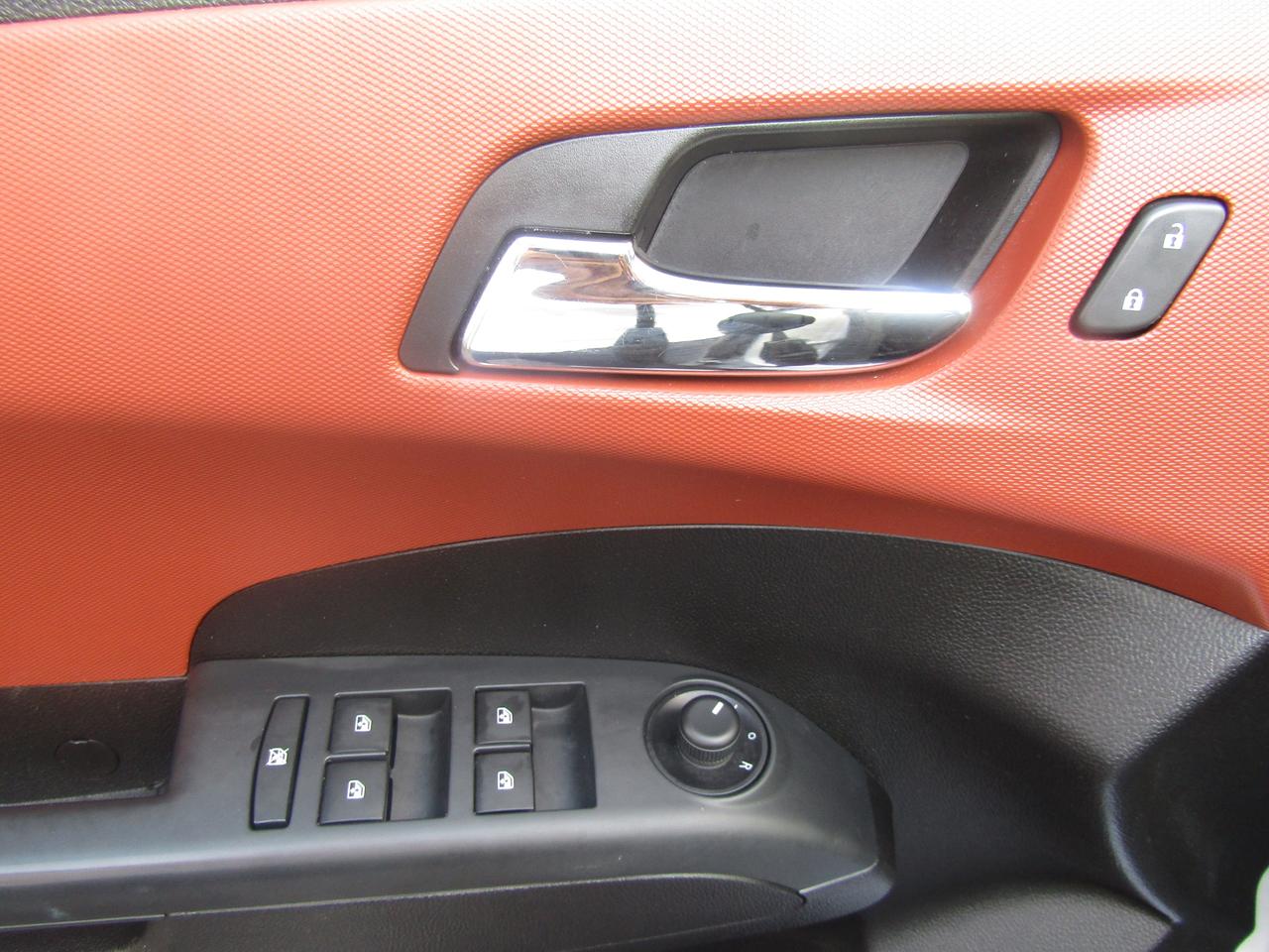 2016 Chevrolet Sonic LT, Sunroof, Camera, Automatic trans, Bluetooth, Cruise Ctrl, *Certified* Photo