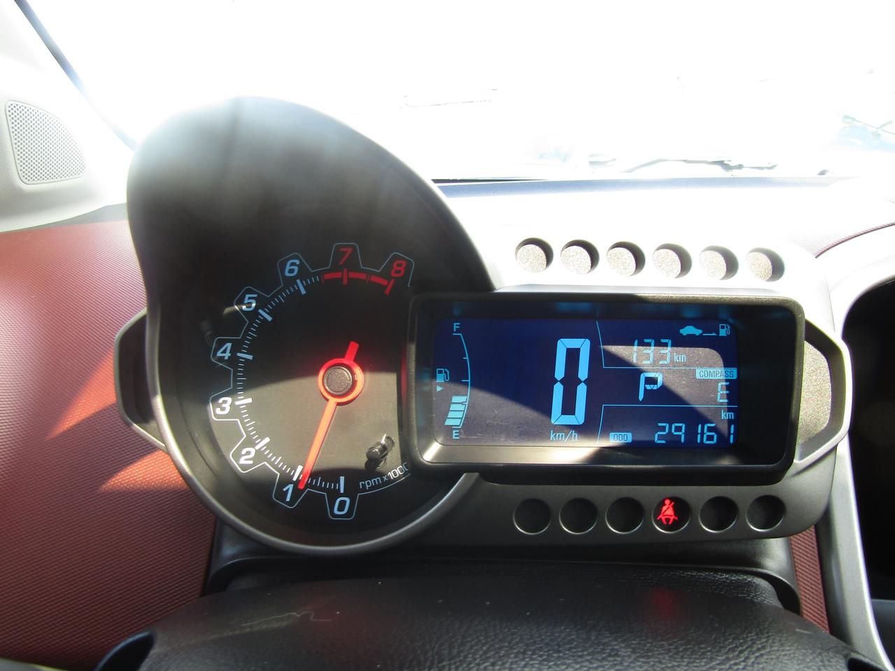 2016 Chevrolet Sonic LT, Sunroof, Camera, Automatic trans, Bluetooth, Cruise Ctrl, *Certified* Photo