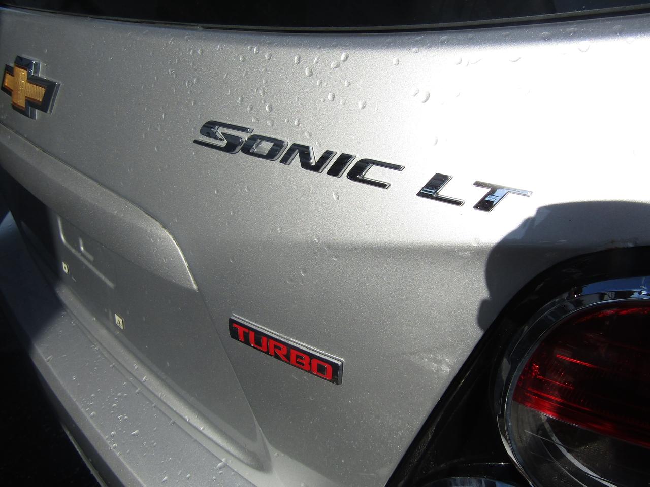2016 Chevrolet Sonic LT, Sunroof, Camera, Automatic trans, Bluetooth, Cruise Ctrl, *Certified* Photo