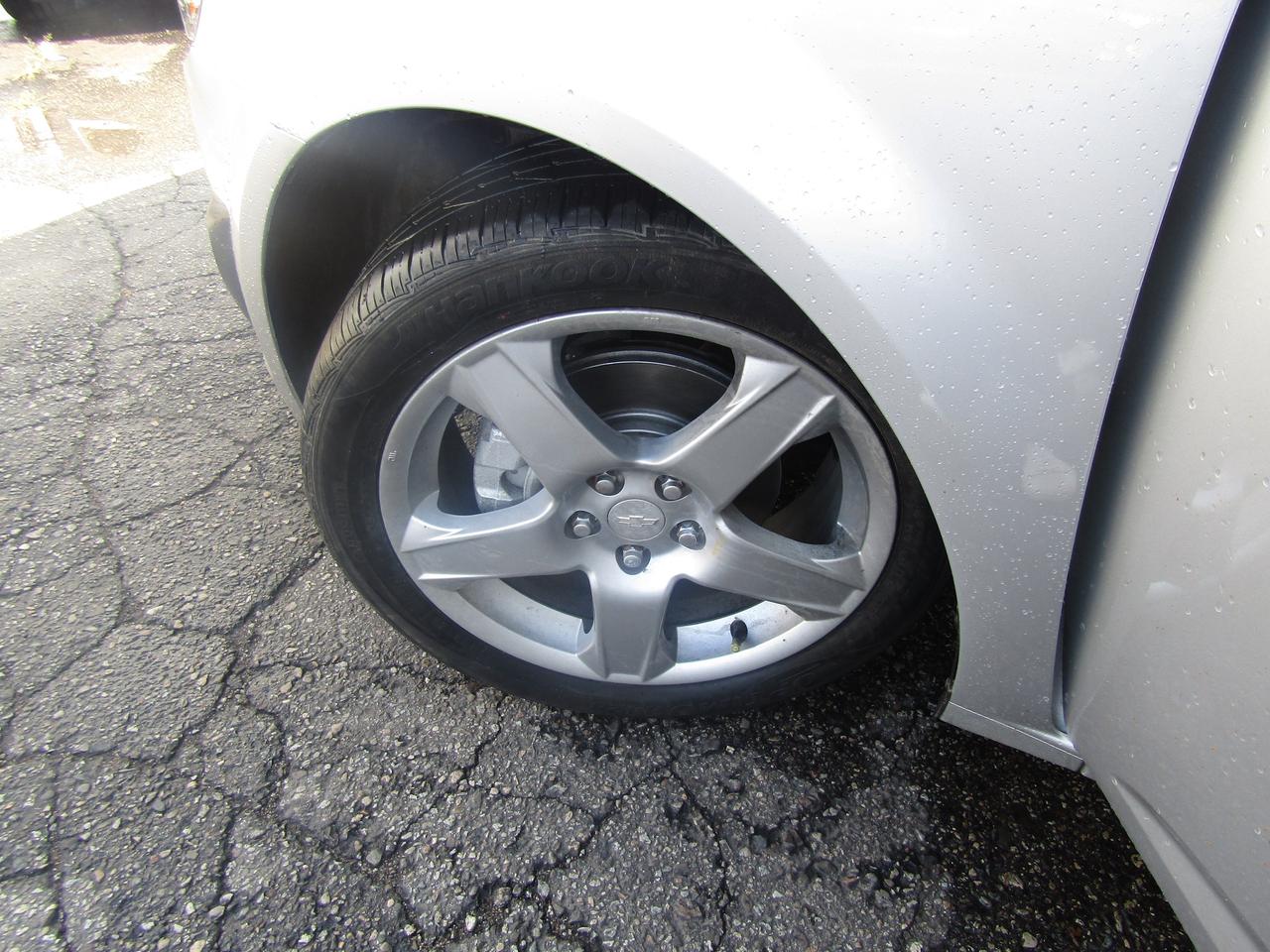 2016 Chevrolet Sonic LT, Sunroof, Camera, Automatic trans, Bluetooth, Cruise Ctrl, *Certified* Photo