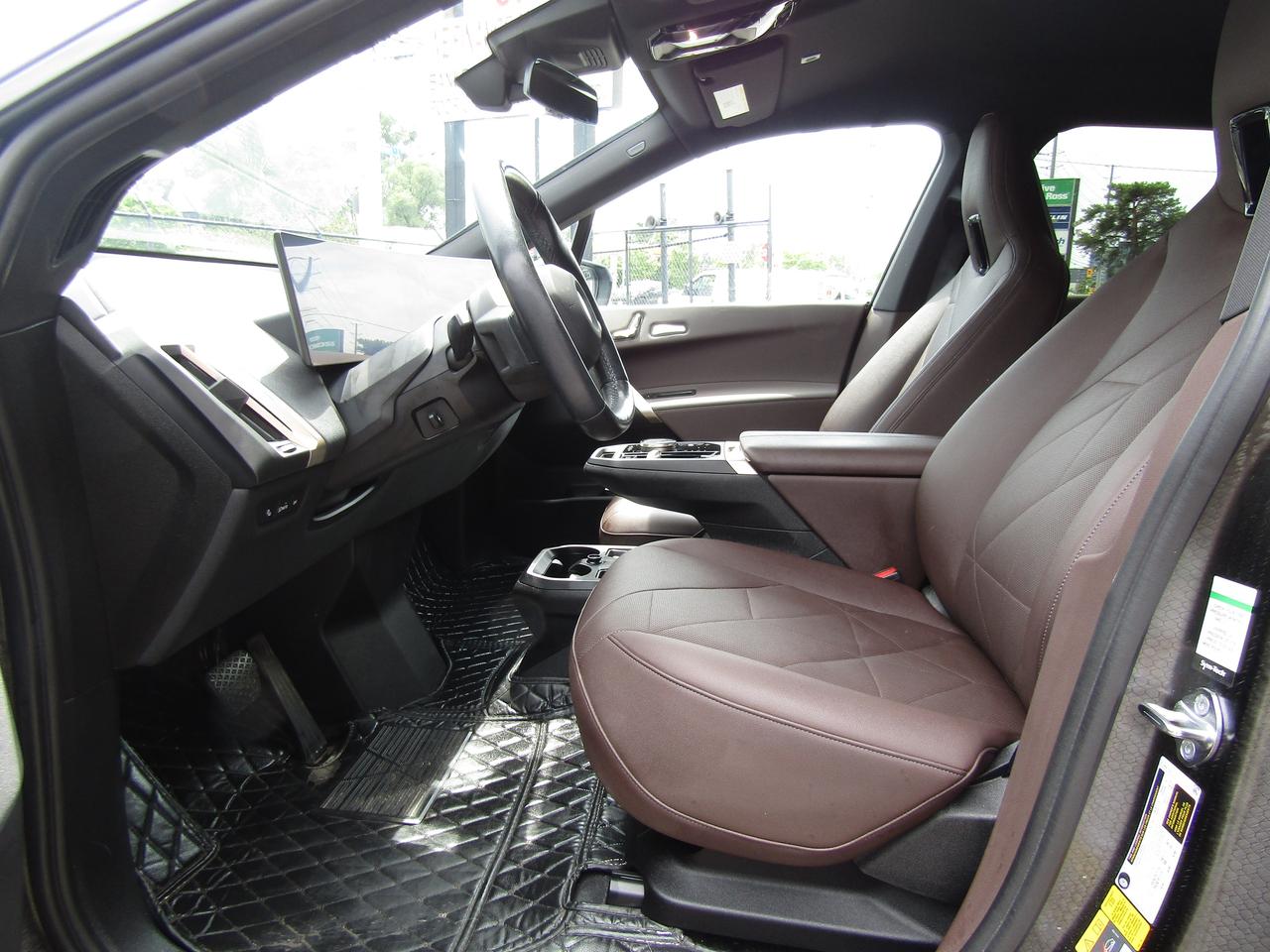 2023 BMW iX XDrive40, Electric, Navi, Camera, Memory, Leather, *Certified* Photo