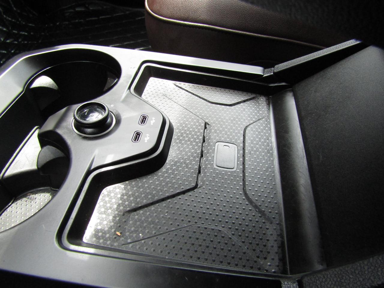 2023 BMW iX XDrive40, Electric, Navi, Camera, Memory, Leather, *Certified* Photo