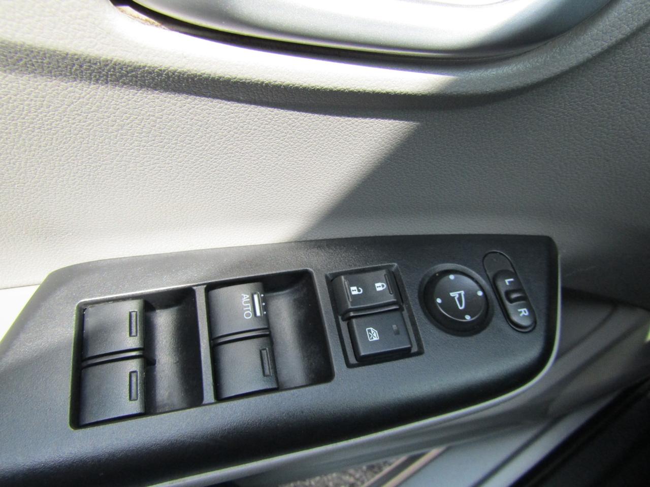 2015 Honda Civic EX, Sunroof, 2Camera, Bluetooth, Cruise Ctrl, Alloy *Certified* Photo