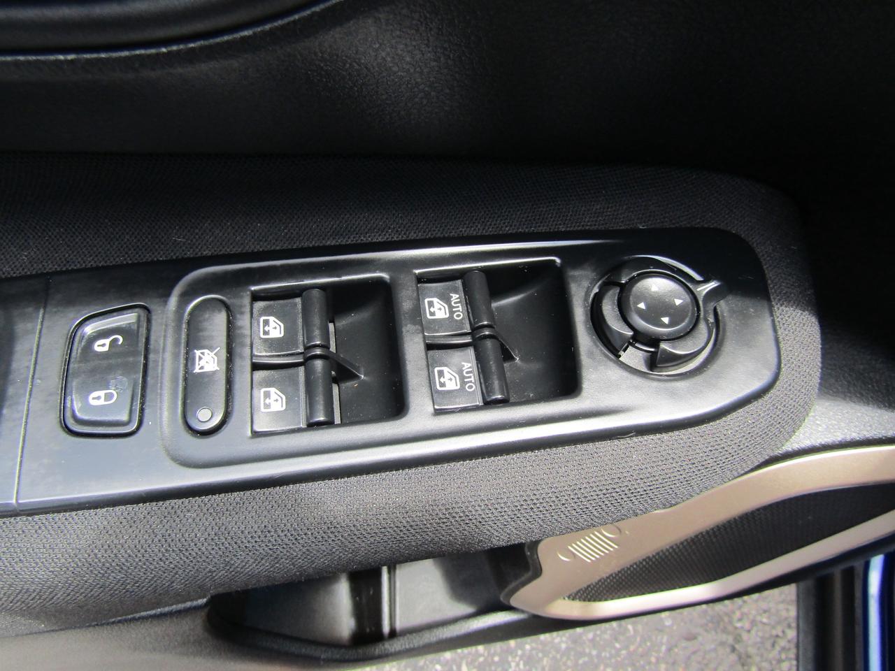 2016 Jeep Renegade Sport, 4X4,  Cruise Ctrl, Camera, *Certified* Photo