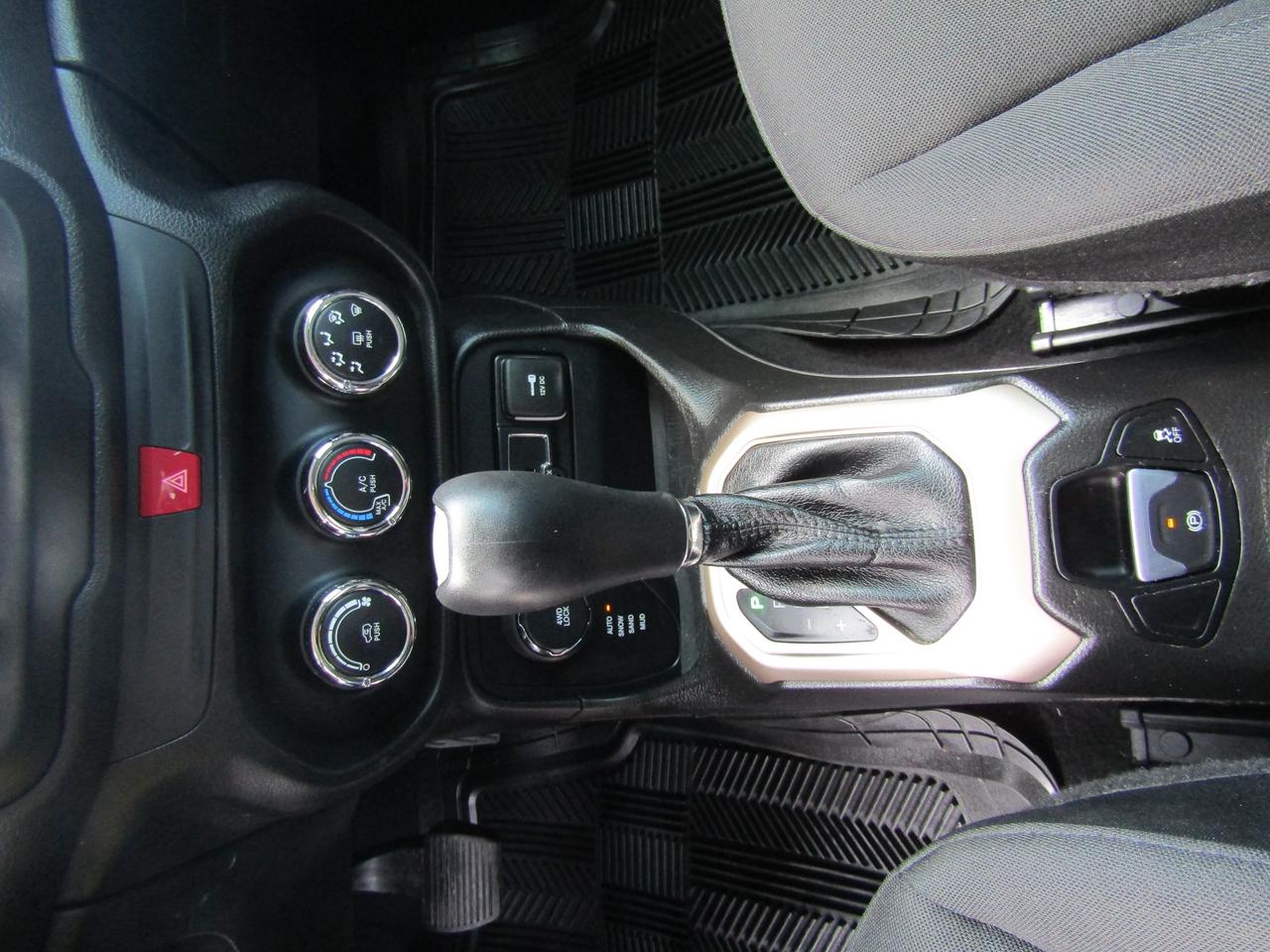 2016 Jeep Renegade Sport, 4X4,  Cruise Ctrl, Camera, *Certified* Photo