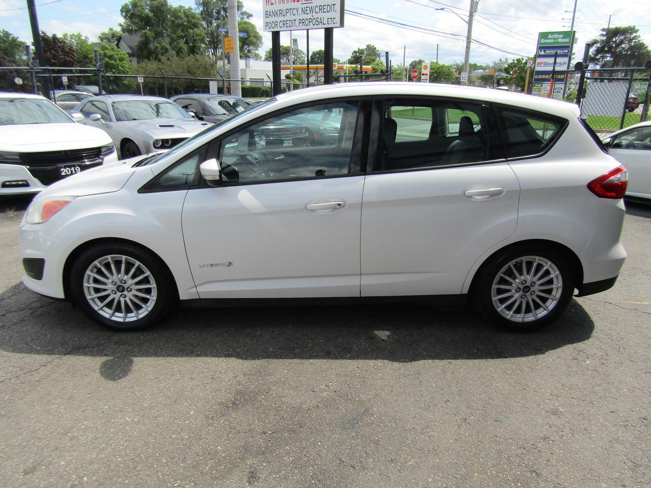 2014 Ford C-MAX Hybrid SE, Heated Seats, Hybrid, Pwr Trunk, Alloy, *Certified* Photo
