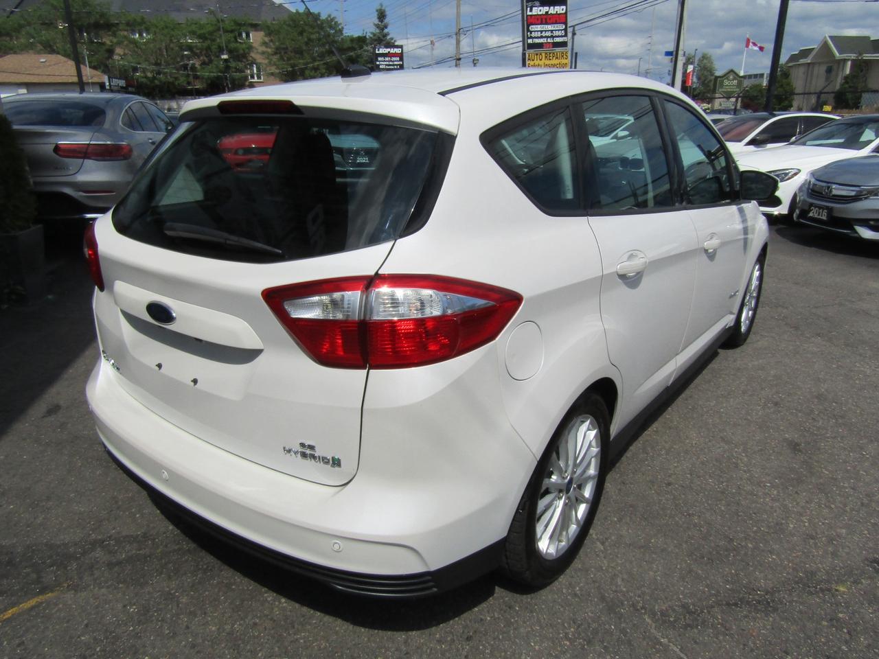 2014 Ford C-MAX Hybrid SE, Heated Seats, Hybrid, Pwr Trunk, Alloy, *Certified* Photo